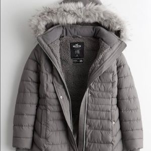 Brand New WITH TAGS Grey Hollister Puffer Coat